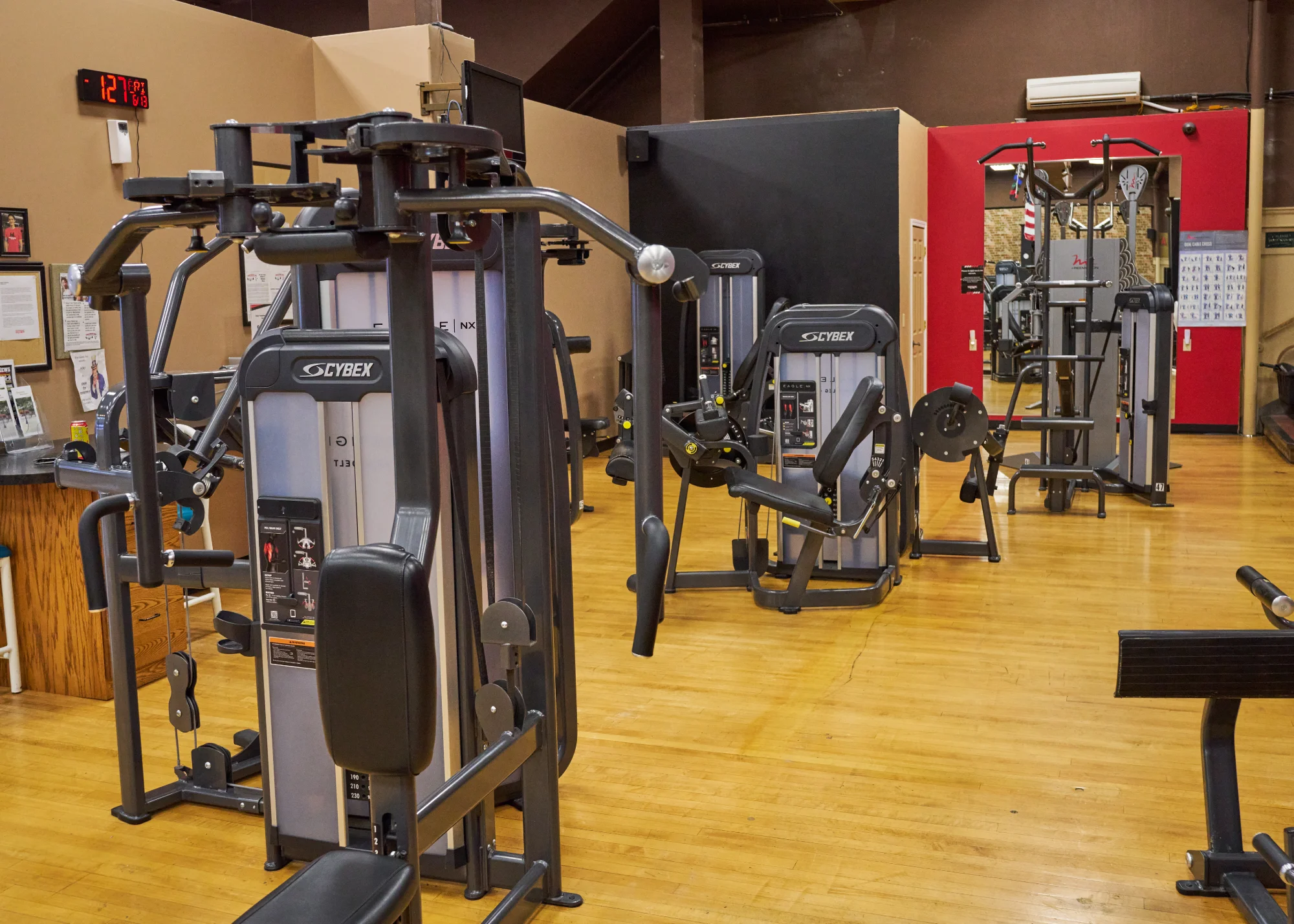 Cybex Eagle Machines